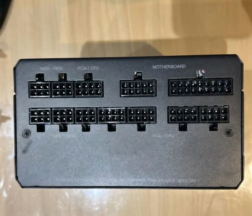 Fonte de Alimentação Corsair RM850 – 850W – 80 Plus Gold – Modular