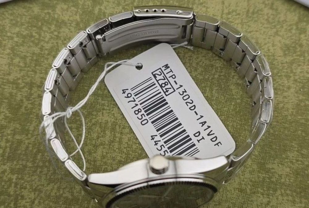 Original Casio MTP-1302D-1A1