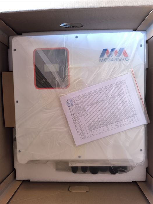 Inwerter hybrydowy falownik Megarevo R10KL3