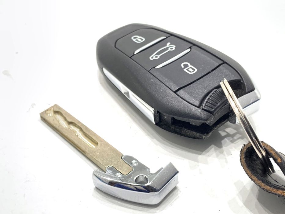 KLUCZYK PEUGEOT 3008 9842680580 PILOT IMMOBILISERA, ZDALNY