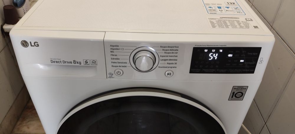 Máquina de lavar roupa LG direct drive 8kg 1400rpm A+++ como nova fazemos entrega e instalação na sua casa.