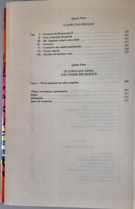 Deuses, Túmulos e Sábios