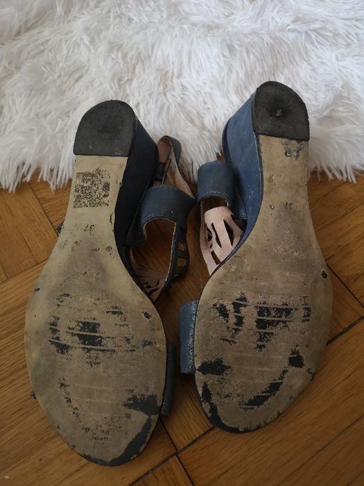 Sandały na koturnie Sergio Bardi