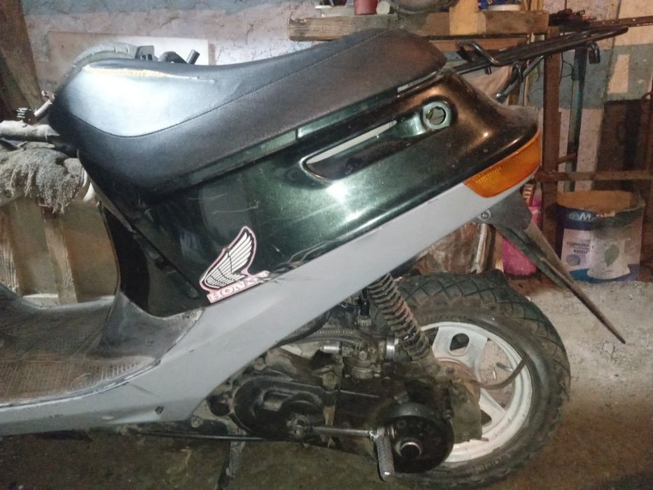 Продам  honda dio 18