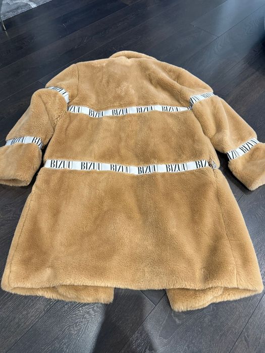 OKAZJA. Oryginalne futerko BIZUU.