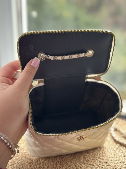 Сумка клатч в стилі Chanel біла