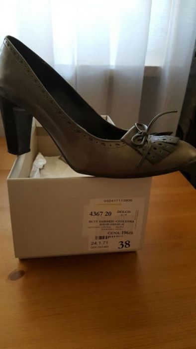 Skórzane buty damskie włoskie 38/39
