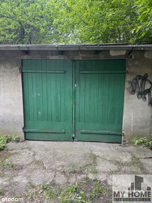 Garaż Pabianice Wyszyńskiego 7