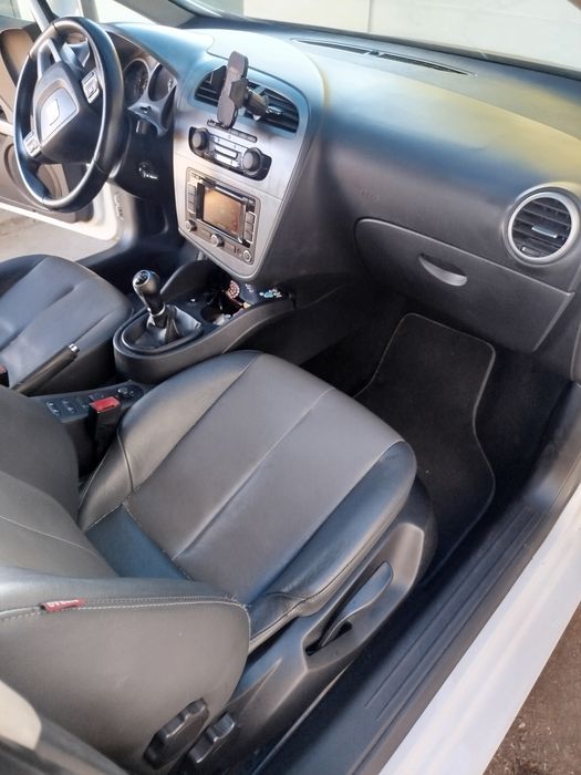SEAT Leon sinistrado