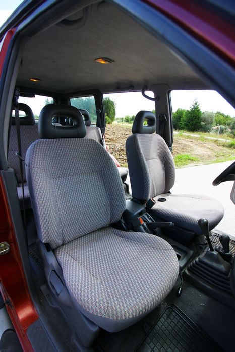 Nissan Terrano II TD27 AC 7 lugares