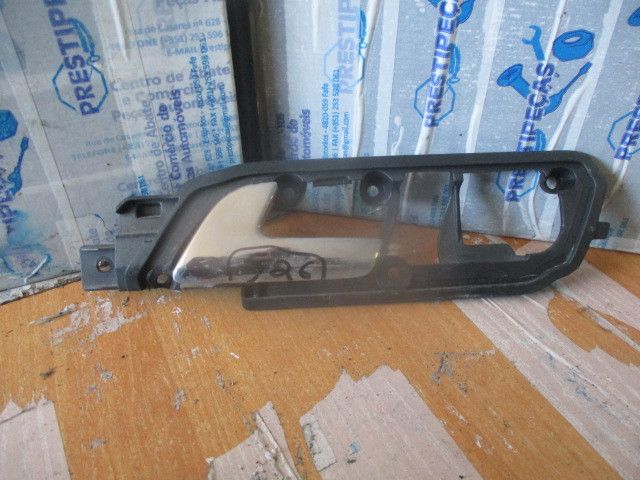 Puxador interior porta frente esquerdo VOLKSWAGEN Polo (9N)