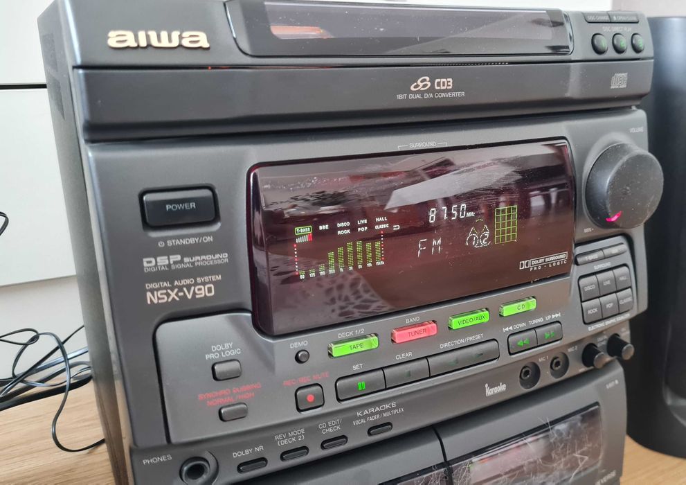 Wieża AIWA NSX 90 Moc 380 W. AUX, radio. Kolumny 2 x 120 W