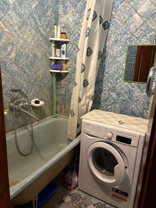 Продается добротная 3к квартира