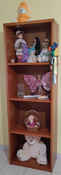 Cama estúdio com armário e estantes - como novo