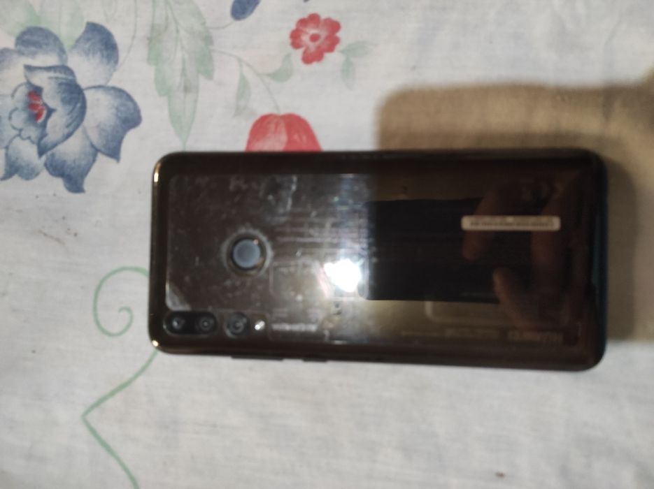 Huawei p Smart + 2019 tem ecrã partido