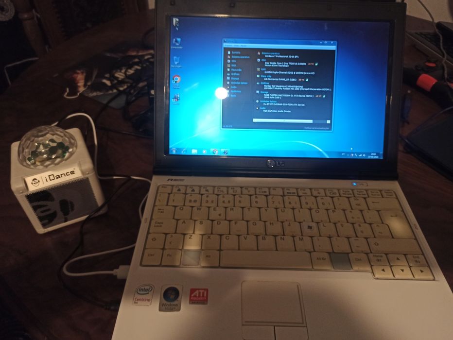 Portátil LG r200