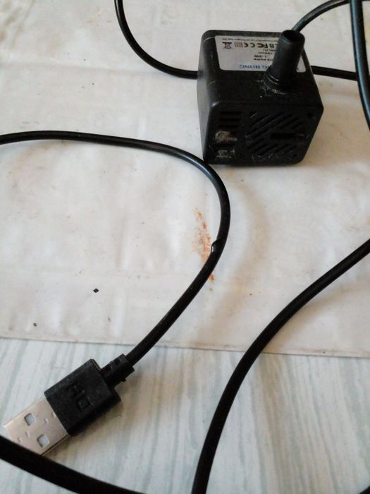 Современный электрический вакуумный  насос для аквариумов