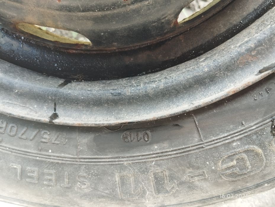 Продам літні шини на 13