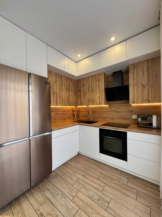 Одноповерховий дуплекс з ремонтом, Стоянка, вул. Житомирська