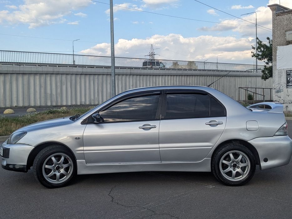 Mitsubishi lancer 9 2.0 МКПП