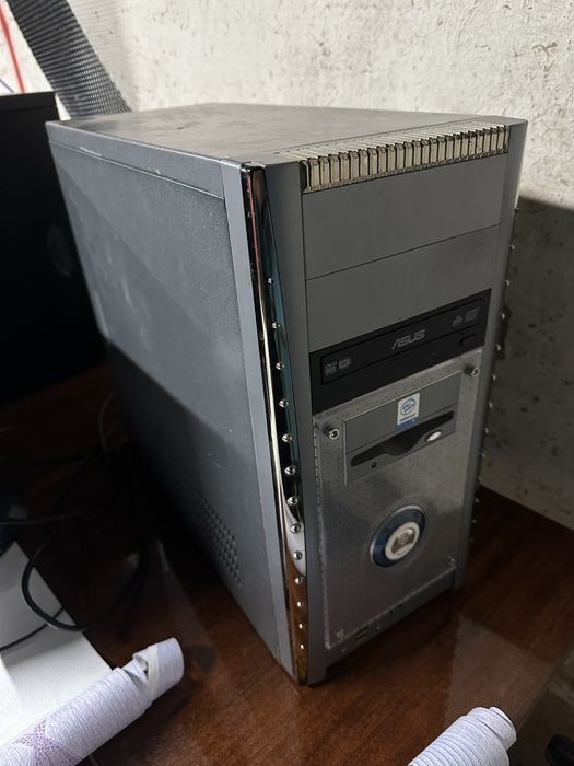 Системний блок Pentium 4