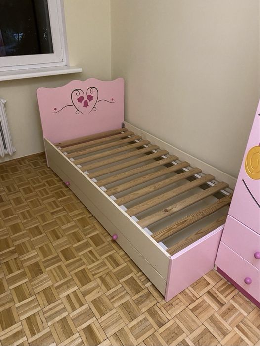 Łóżko dzieciece meblik