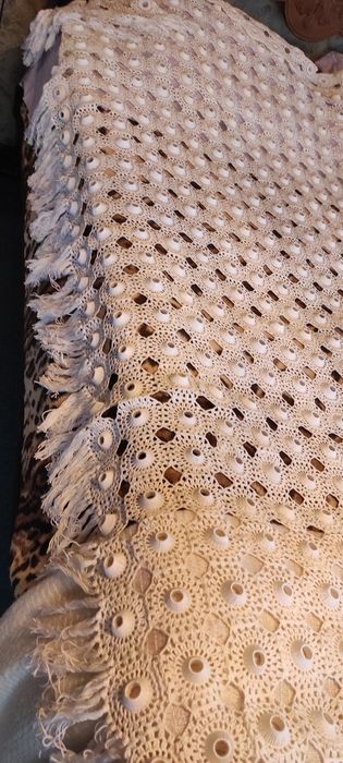 White Bedspread64738828823811123