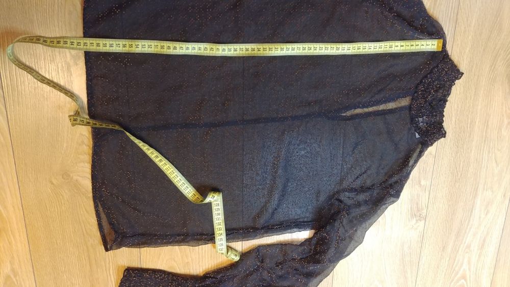 Oryginalna czarna koszula półgolf bufiaste rękawy welur kropki