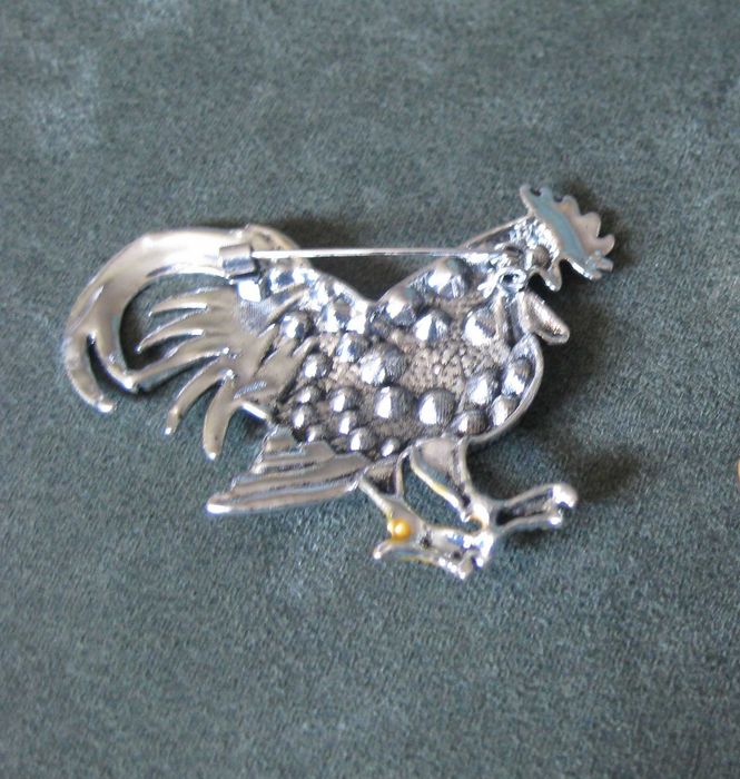 Alfinete / Broche / Pregadeira Granisé NOVO