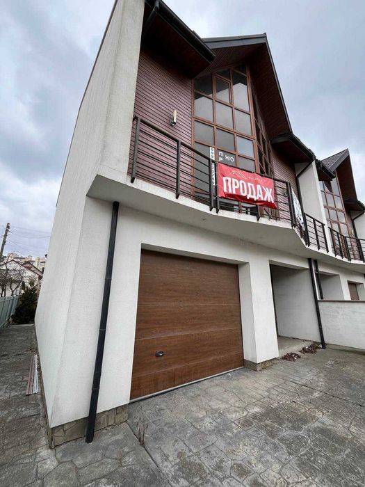 Дуплекс в ЦЕНТРІ міста 274м2