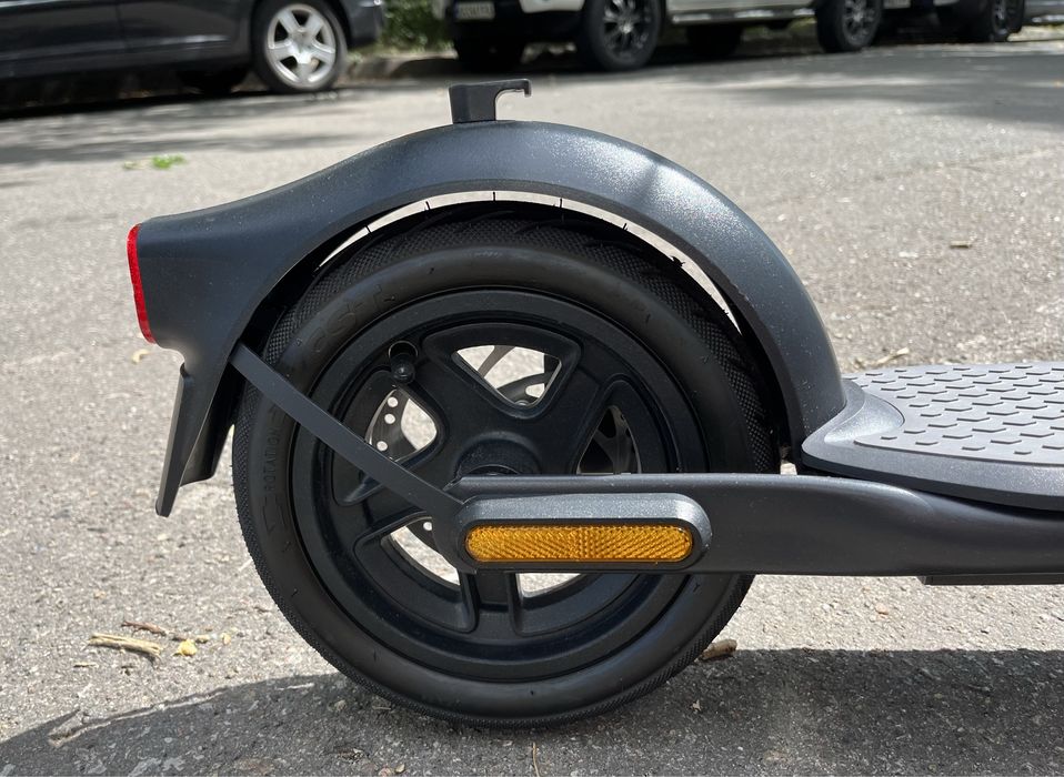 Ninebot f30d електросамокат