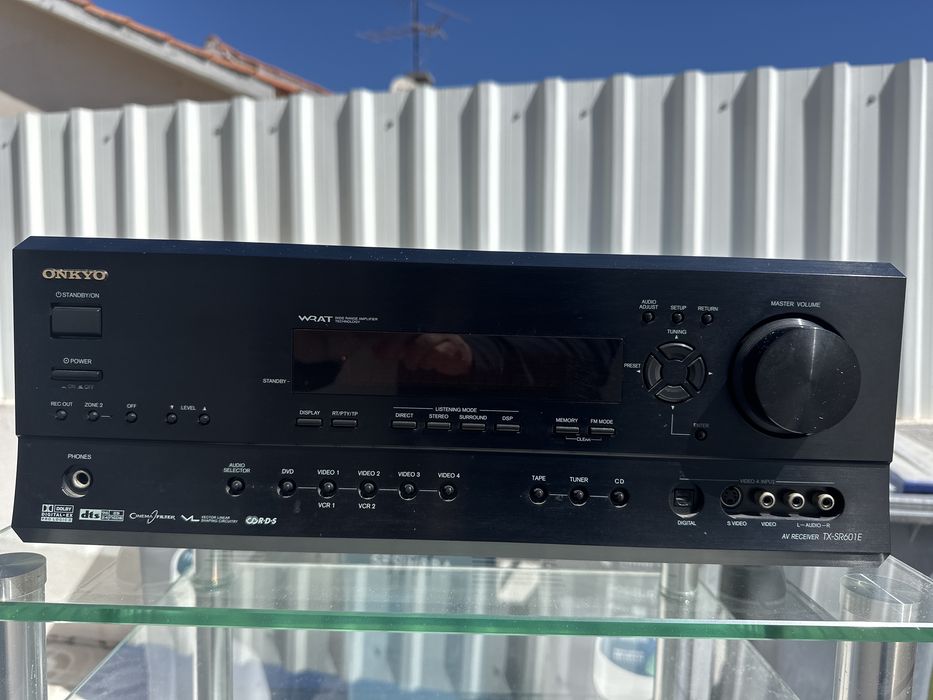 Onkyo receiver TX-SR601E - avariado