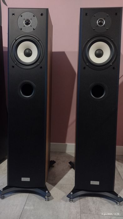 Kolummny podłogowe STX Electrino 150