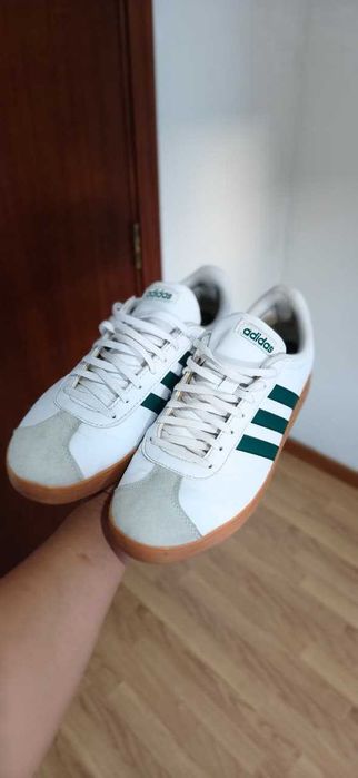 Sapatilhas Adidas | VL Court Base Shoes