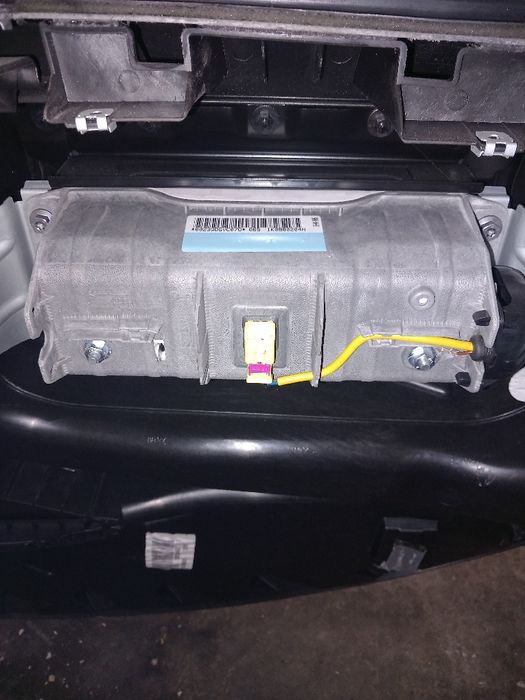 Deska rozdzielcza volkswagen golf 5 plus