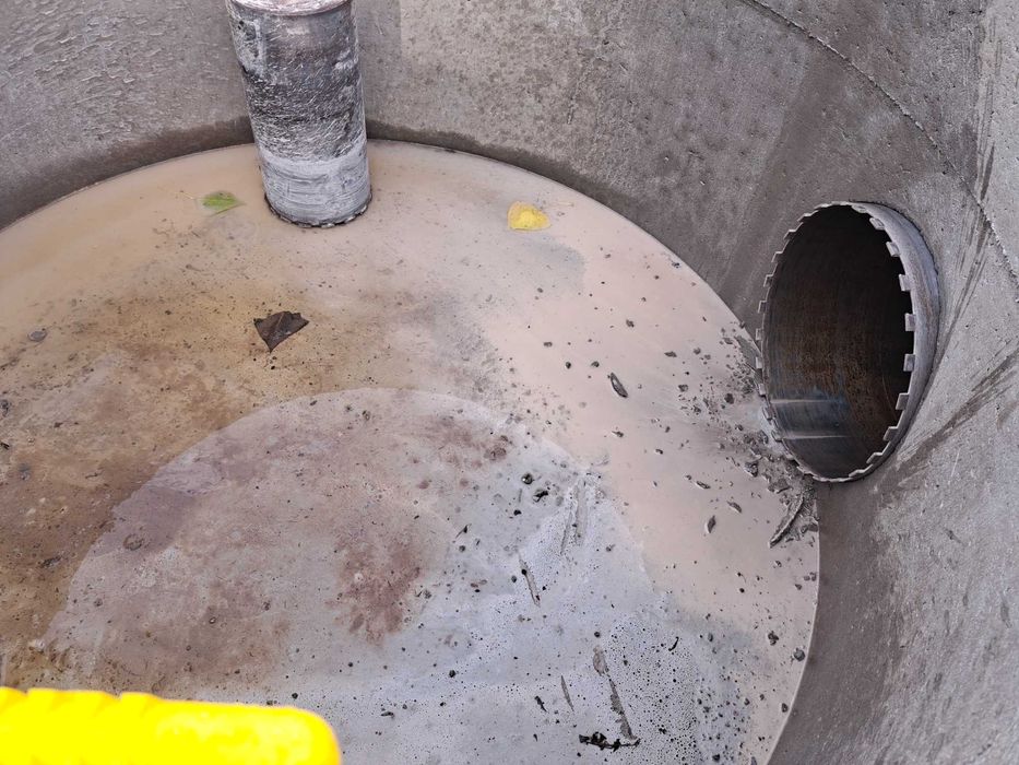 Technika diamentowa,  przewierty, wiercenie betonu, wiertnica HILTI