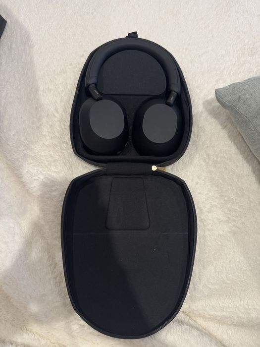 Fones Sony WH-1000XM5 Preto