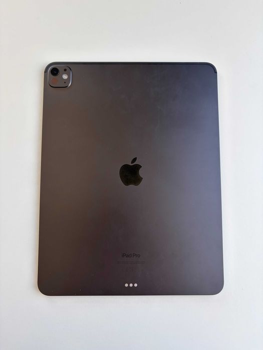 iPad Pro 13 (M4) 1TB + Teclado Apple + Apple Pencil Pro