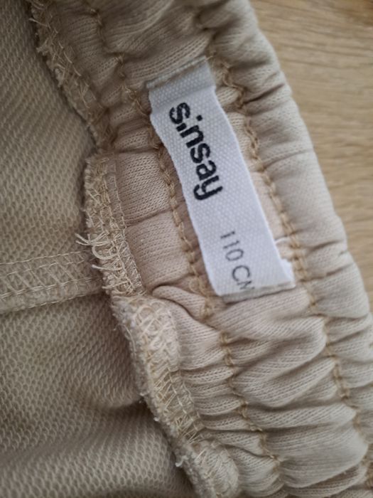 Krótkie spodenki 110