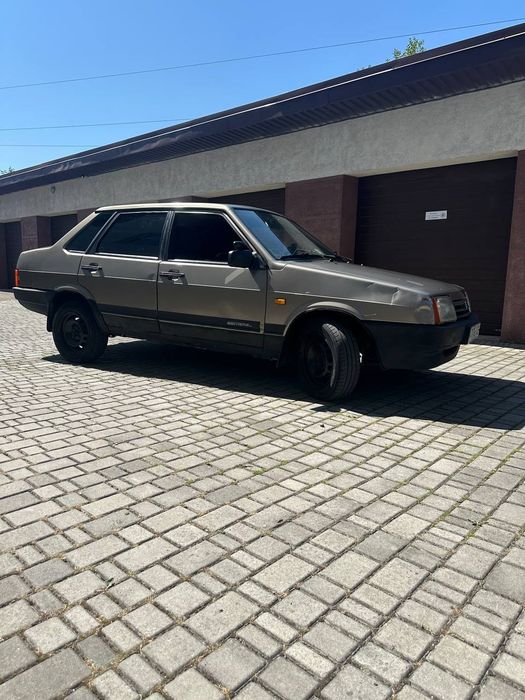 Ваз 21099 2002р Газ/бензин