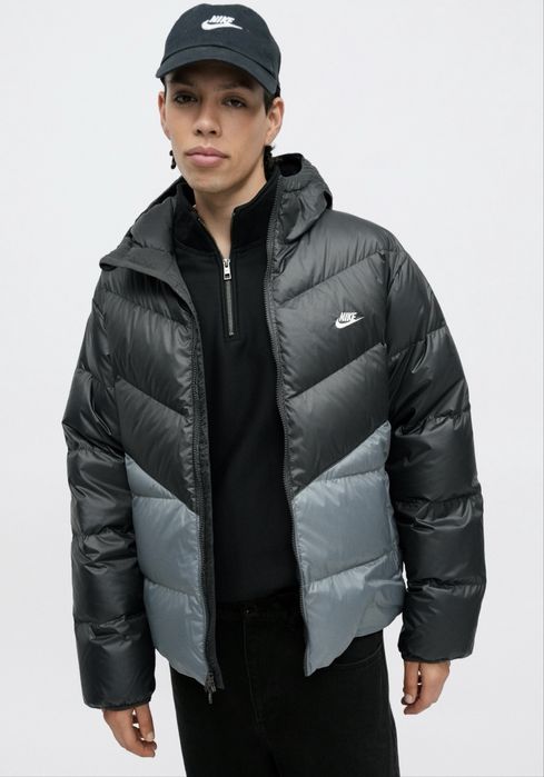 Зимова куртка пуховик Nike Windrunner оригіна м л хл оригінал