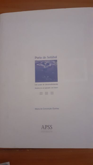 Literatura sobre navios, portos