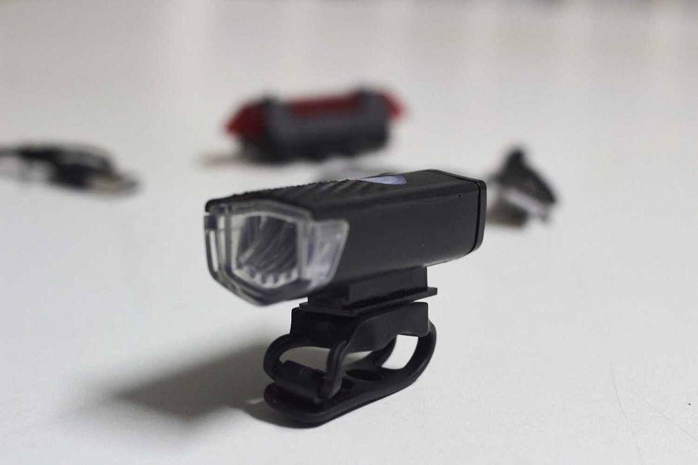 Luzes para bicicleta