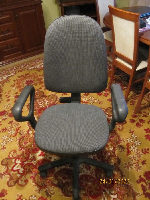 Krzesła obrotowe na kółkach szt 2