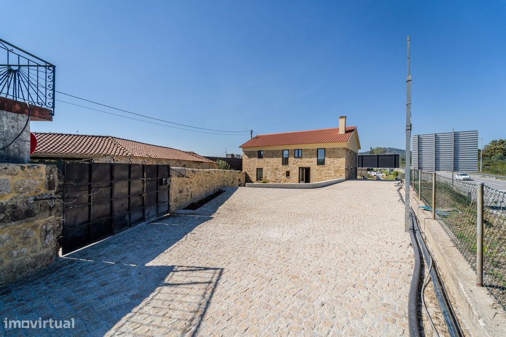 Quarto partilhado em moradia a 5 minutos do IPCA de Barcelos