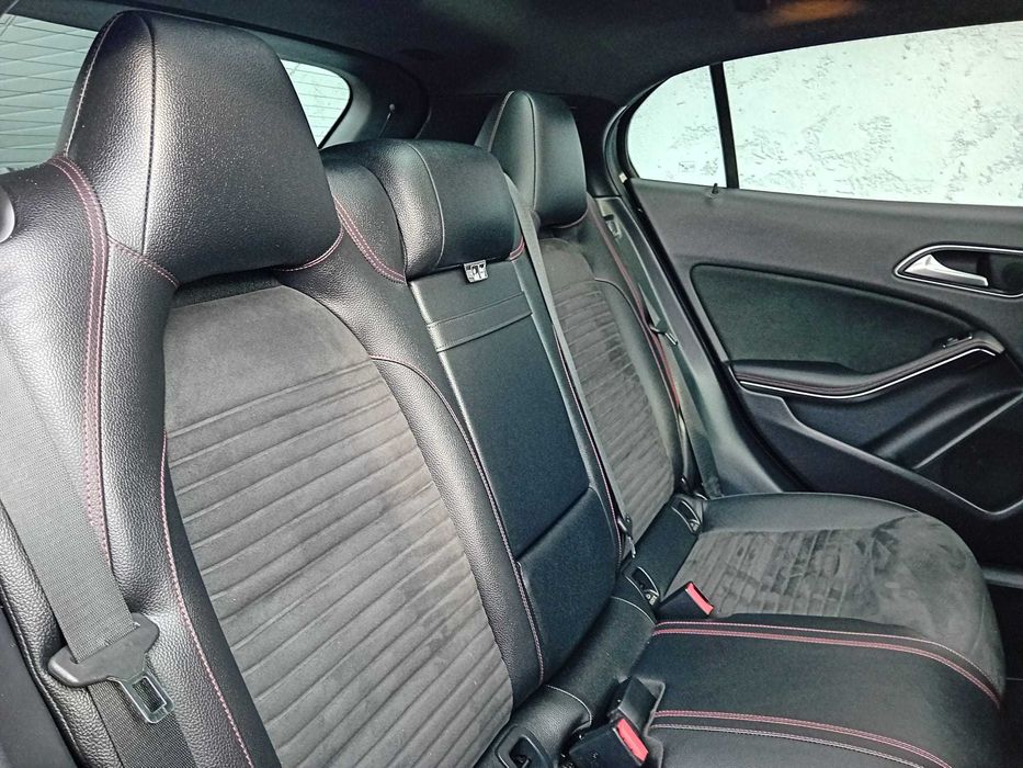 Mercedes GLA 180 AMG c/auto ( pequeno sinistro )