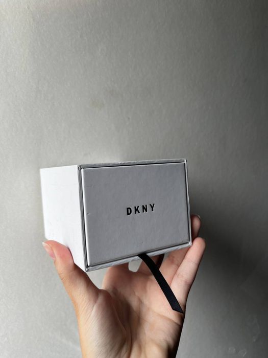 Новий годинник DKNY жіночий