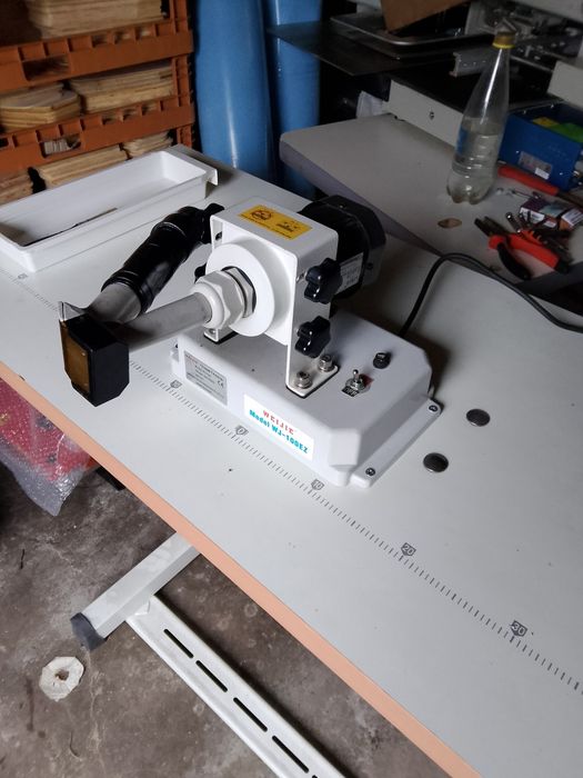 Машина для чистки нитей.