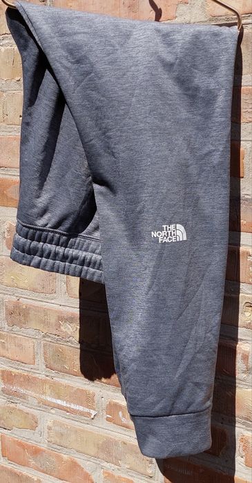 спортивні штани The North Face