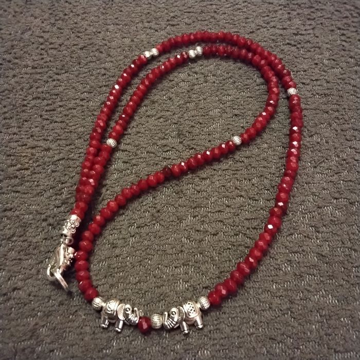 Naszyjnik z granatami